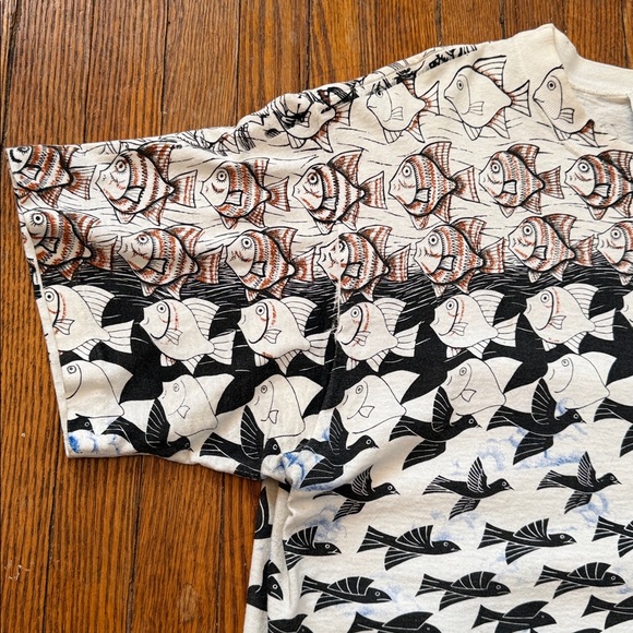 Early 1990’s M.C. Escher AOP Vintage Single Stitch T-Shirt Andazia - Picture 6 of 16